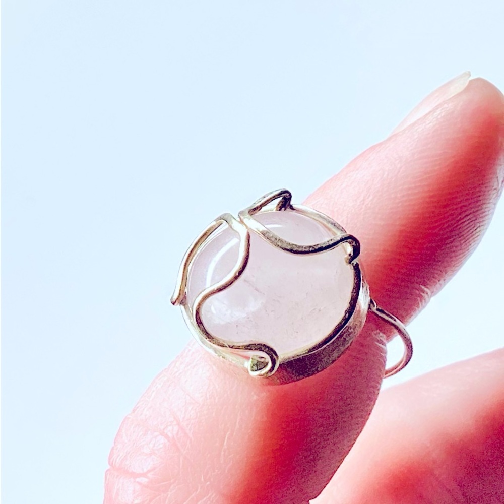 ROSE QUARTZ SPHERE RING - Picture 2 of 7